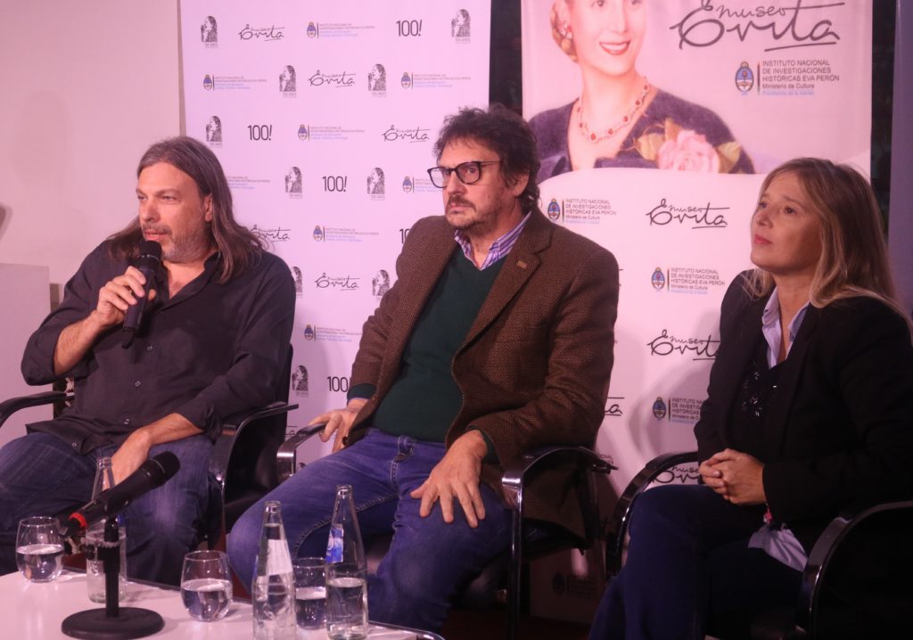 Junto a Felipe Pigna, la FEDUN presentó el documental «Eva Perón. Jirones de su vida»