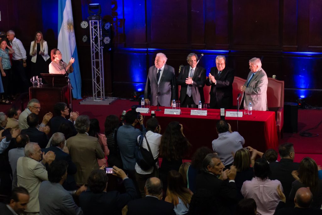 Ginés González García recibió el Doctorado Honoris Causa por la UBA